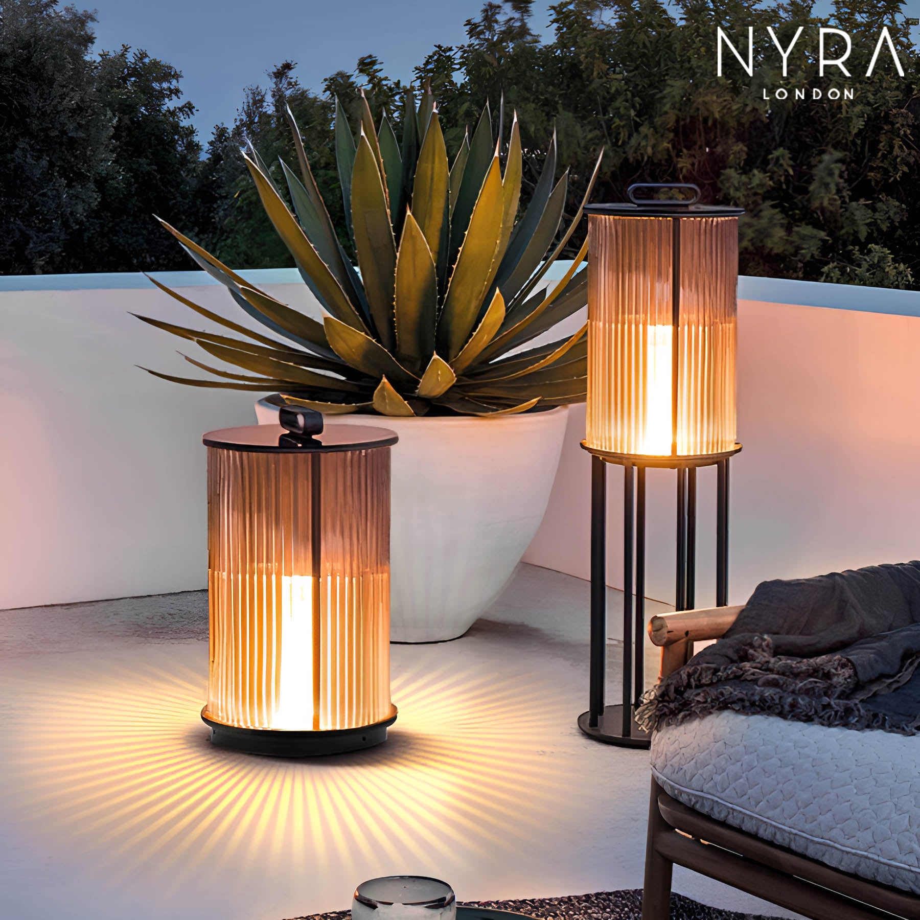 Elvy Villa Waterproof Garden Lamp