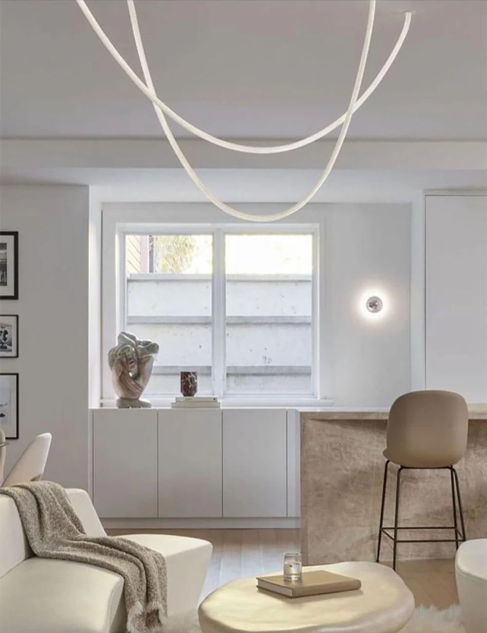 NYRA Loop Pendant Light