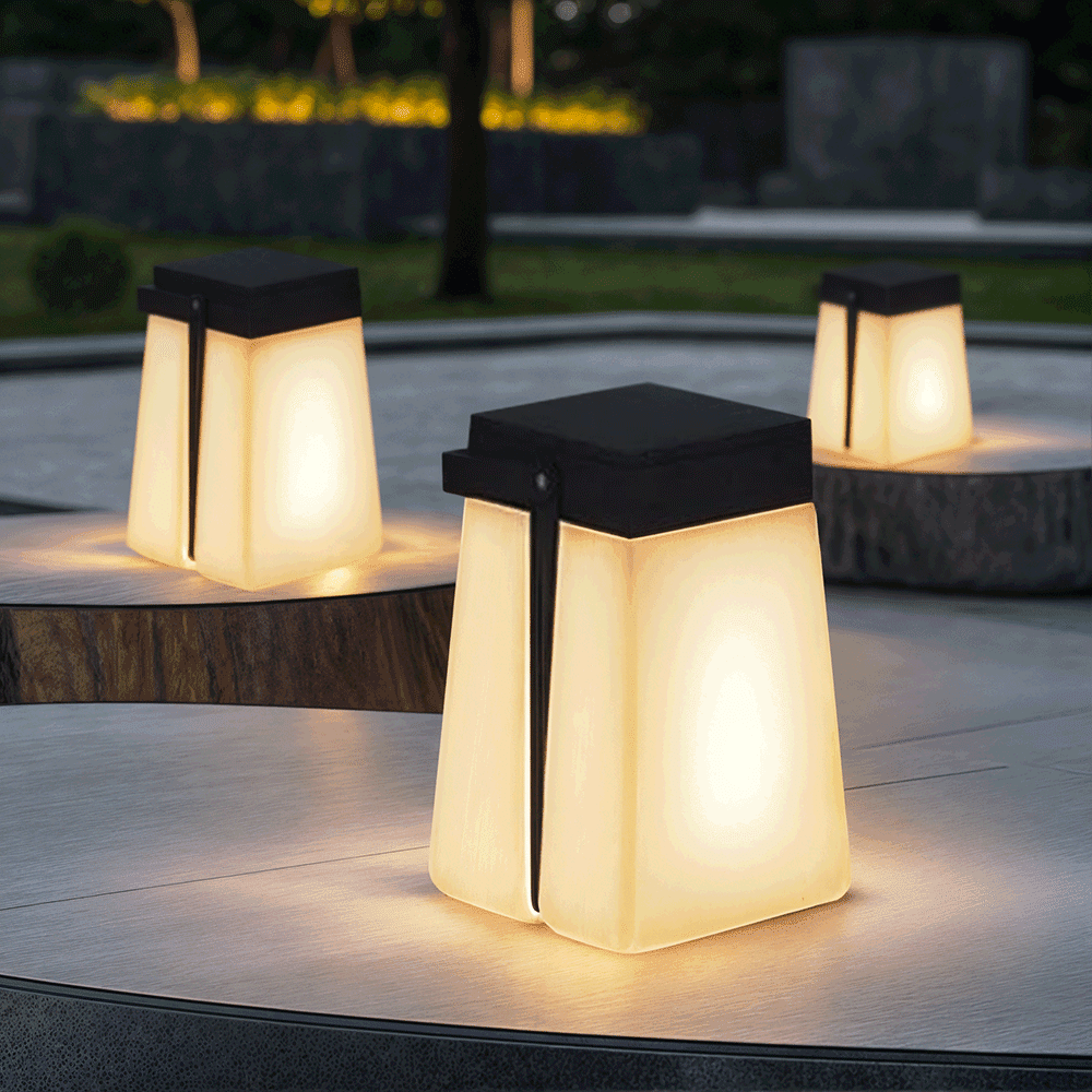 Savannah Outdoor Lamps