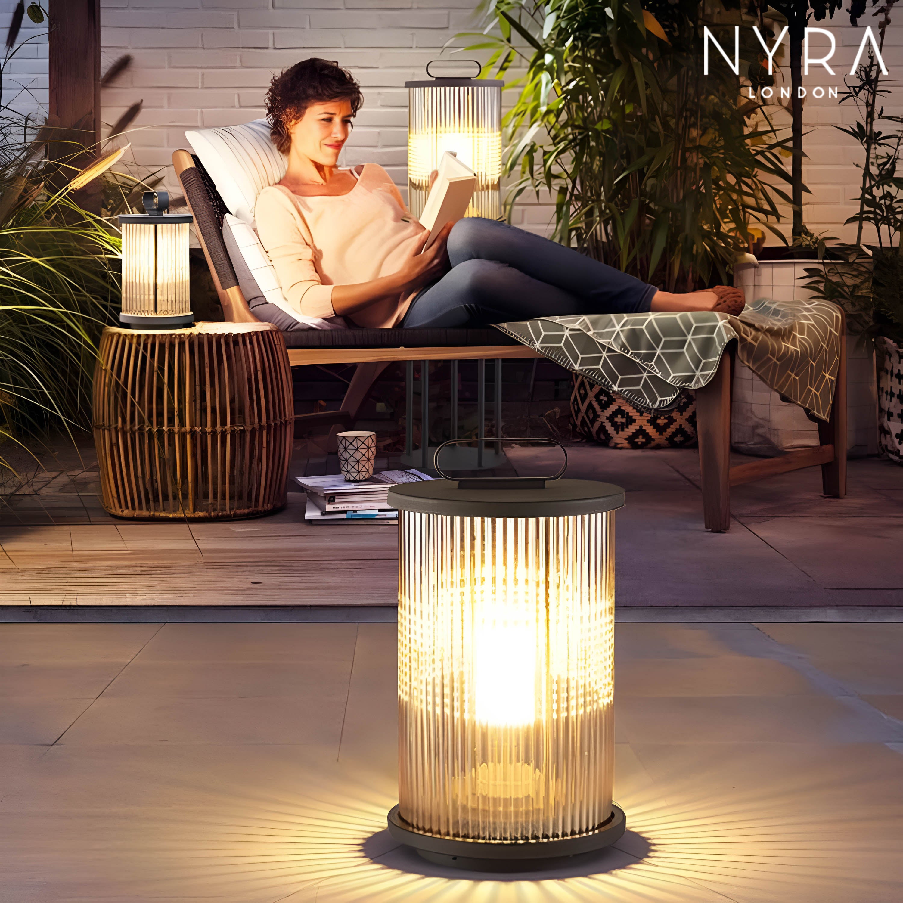 Elvy Villa Waterproof Garden Lamp