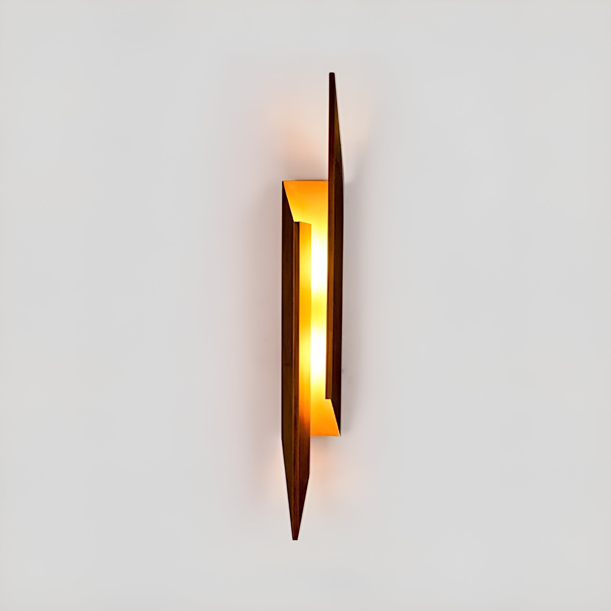 Nyra Folding Wall Lamp