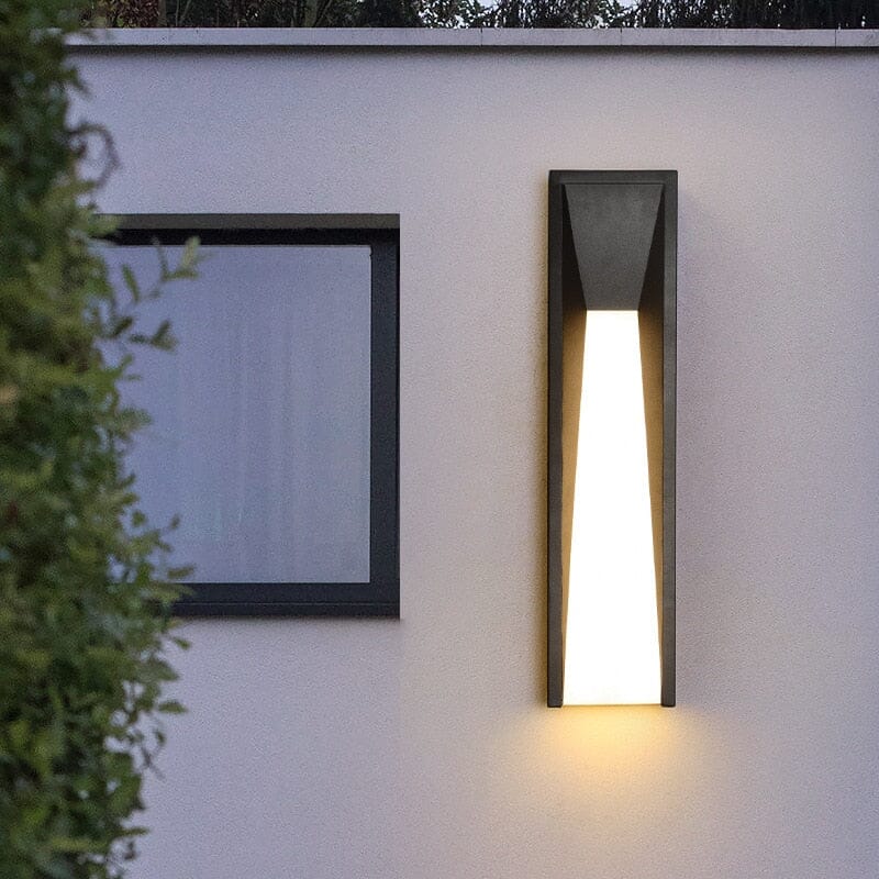 Simone LED Wall Lamp