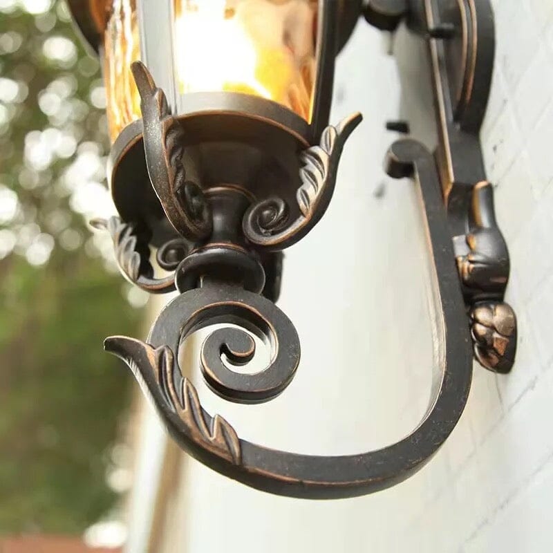 Royal CourtYard Lamp