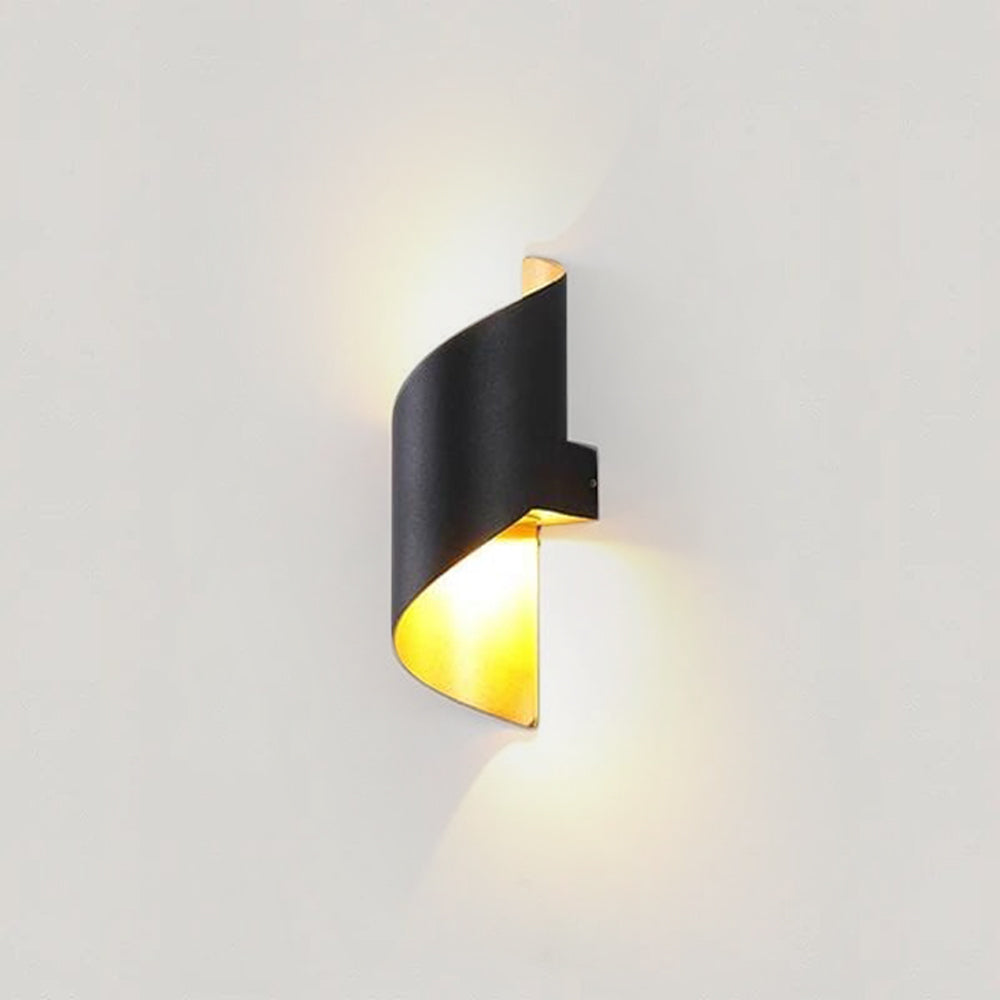 Hampton Wall Lamp