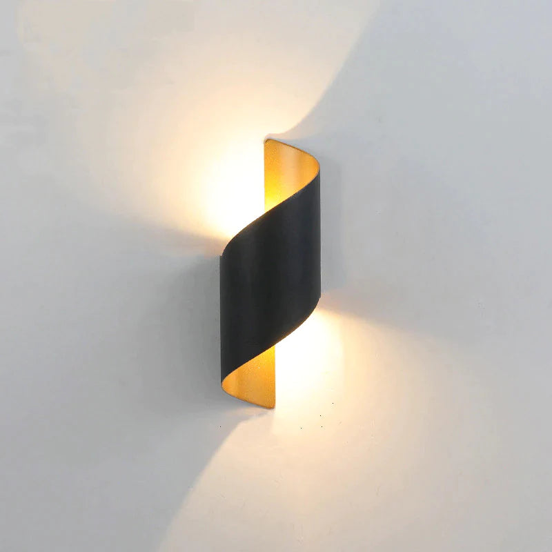 Hampton Wall Lamp